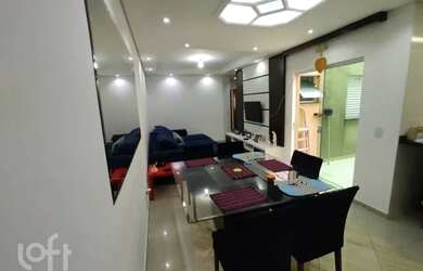 Imagem: O apartamento possui 3 Dormitórios, 1 Banheiro, 1 Vaga na garagem