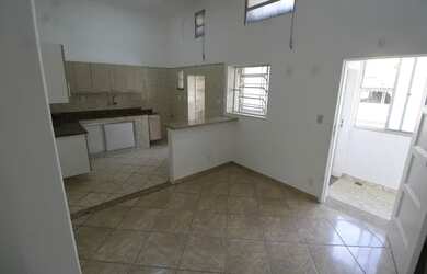 Imagem: O apartamento possui 2 Dormitórios, 1 Banheiro, 75m² de Área