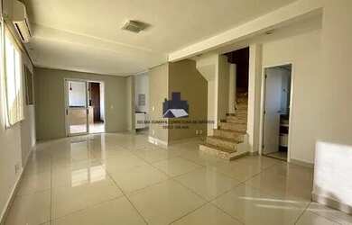 Imagem: A casa em condomínio possui 4 Dormitórios, 3 Banheiros, 2