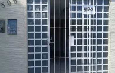 Imagem: A casa possui 1 Banheiro e está localizado em Poço, Maceió