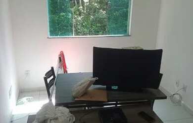 Imagem: O apartamento possui 1 Dormitório, 1 Banheiro, 1 Vaga na garagem