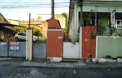 Imagem: A casa possui 1 Dormitório, 1 Banheiro, 10m² de Área e está