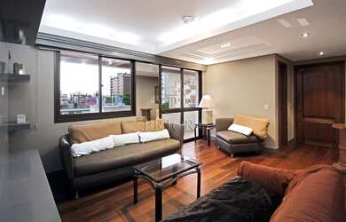 Imagem: O apartamento possui 3 Dormitórios, 2 Banheiros, 2 Vagas na