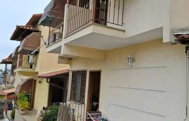 Imagem: A casa possui 2 Dormitórios, 2 Banheiros, 1 Vaga na garagem