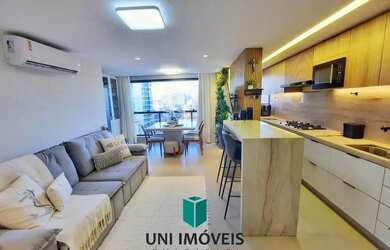 Imagem: O apartamento possui 2 Dormitórios, 1 Banheiro, 2 Vagas na