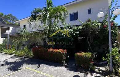 Imagem: A casa possui 2 Dormitórios, 3 Banheiros, 2 Vagas na garagem