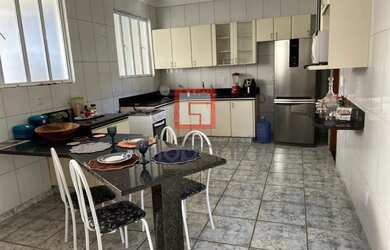 Imagem 6: Casa em Montes Claros, no bairro Todos os Santos, à venda