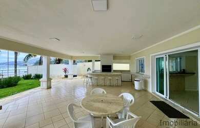 Imagem 12: Linda casa com piscina, frente mar, pé na areia na praia do Tenório