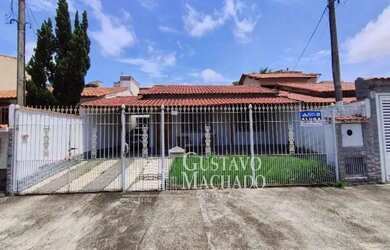 Imagem: A casa possui 2 Dormitórios, 2 Banheiros, 2 Vagas na garagem