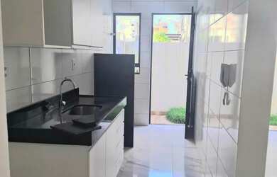 Imagem 2: Apartamento novo térreo com 2 quartos a 100m da praia