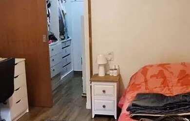 Imagem: A casa possui 5 Dormitórios, 3 Banheiros, 5 Vagas na garagem