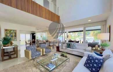 Imagem: A casa em condomínio possui 4 Dormitórios, 5 Banheiros, 4