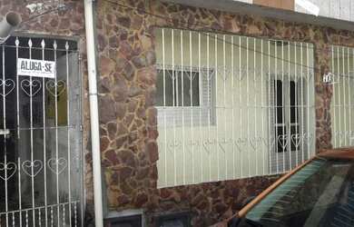 Imagem: A casa possui 1 Dormitório e 1 Banheiro e está localizado