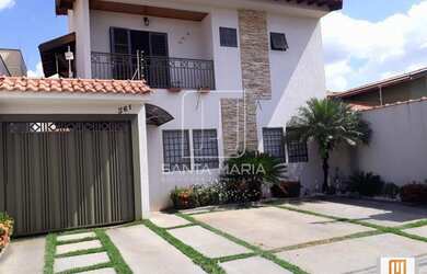 Imagem: A casa possui 5 Dormitórios, 5 Banheiros, 3 Vagas na garagem