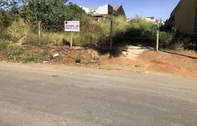 Imagem: O terreno possui 420m² de Área e está localizado em Jardim