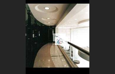 Imagem: O depósito possui 2 Vagas na garagem, 66m² de Área e está