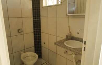 Imagem 9: Dois Sobrados a venda com 5/4 na Qd 603 Sul OPORTUNIDADE