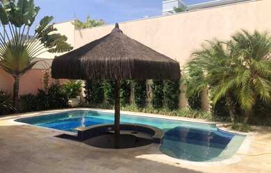 Imagem 1: Casa com 5 suítes à venda, 450 m² por R$ 2.700.000 - Residencial Helvétia...