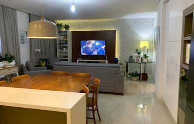 Imagem: O apartamento possui 3 Dormitórios, 2 Banheiros, 2 Vagas na