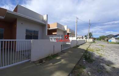 Imagem: A casa possui 2 Dormitórios, 1 Banheiro, 1 Vaga na garagem