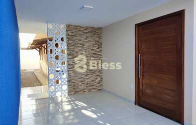 Imagem: A casa possui 2 Dormitórios, 1 Banheiro, 1 Vaga na garagem