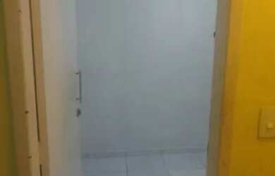 Imagem: A casa possui 2 Dormitórios, 1 Banheiro e está localizado