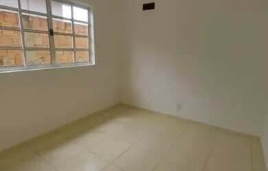 Imagem: A casa em condomínio possui 2 Dormitórios, 1 Banheiro, 2 Vagas