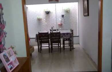 Imagem 9: Casa de lage com estrutura pra fazer outra encima