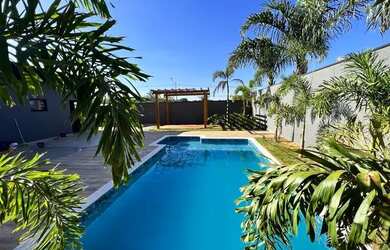 Imagem: A casa em condomínio possui 3 Dormitórios, 5 Banheiros, 4