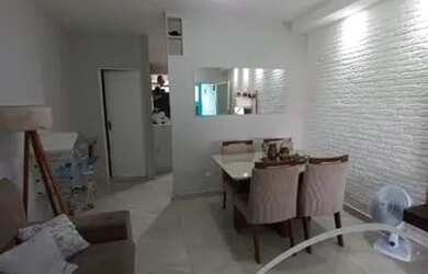 Imagem: A casa possui 4 Dormitórios, 2 Banheiros, 1 Vaga na garagem