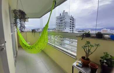 Imagem: O apartamento possui 2 Dormitórios, 2 Banheiros, 1 Vaga na