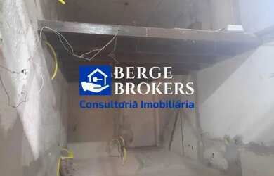 Imagem 9: Loja com vaga na escritura no Shopping dos Antiquários