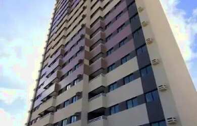 Imagem: O apartamento possui 3 Dormitórios, 1 Banheiro, 2 Vagas na