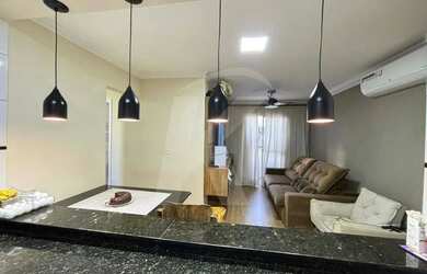 Imagem: O apartamento possui 3 Dormitórios, 1 Banheiro, 1 Vaga na garagem