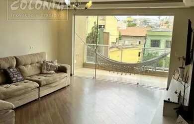 Imagem: A casa possui 3 Dormitórios, 5 Banheiros, 5 Vagas na garagem