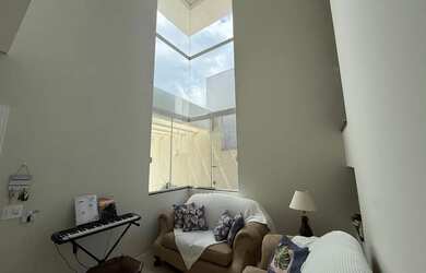 Imagem 4: SOBRADO DE ÓTIMO PADRÃO À VENDA NO RESID. SOLAR DA TOSCANA EM APUCARANA