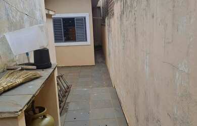 Imagem 16: Casa para venda com 150 metros quadrados com 4 quartos em Centro - Bariri...