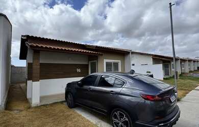 Imagem: A casa em condomínio possui 2 Dormitórios, 2 Banheiros, 1