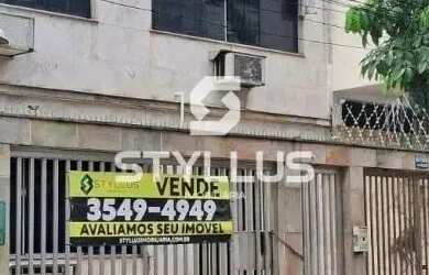 Imagem: A casa possui 3 Dormitórios, 4 Banheiros, 3 Vagas na garagem