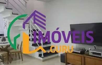 Imagem: A casa à venda possui 3 Dormitórios, 3 Banheiros, 2 Vagas