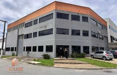 Imagem: O depósito possui 1.068m² de Área e está localizado em