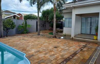 Imagem 2: Casa com piscina. Piscina, Churrasqueira, Ar-condicionadoe250m² de Área