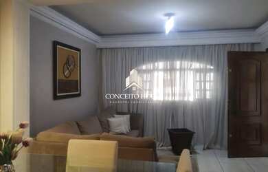 Imagem: A casa possui 3 Dormitórios, 2 Banheiros, 2 Vagas na garagem