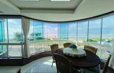 Imagem: O apartamento possui 4 Dormitórios, 4 Banheiros, 2 Vagas na