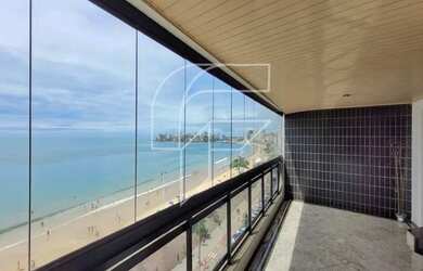 Imagem: O apartamento possui 3 Dormitórios, 4 Banheiros, 2 Vagas na