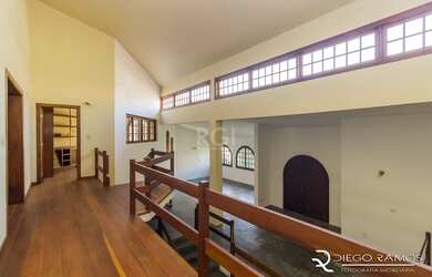 Imagem 2: Maravilhosa casa 4 suítes desocupada no Bairro Chácara das Pedras