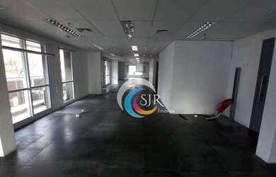 Imagem: O depósito possui 5 Vagas na garagem, 313m² de Área, Imóvel