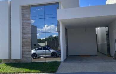 Imagem: A casa em condomínio possui 3 Dormitórios, 4 Banheiros, 1