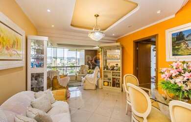 Imagem 2: Cobertura em Azenha. Piscina, 199m² de Área, 2 Vagas na garageme3 Dormitórios