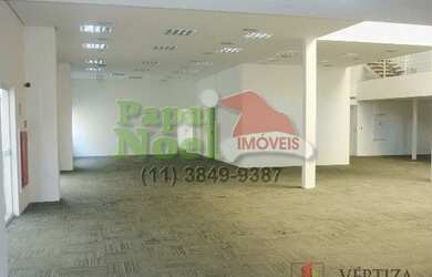 Imagem: O depósito possui 5 Vagas na garagem e 1018m² de Área e está